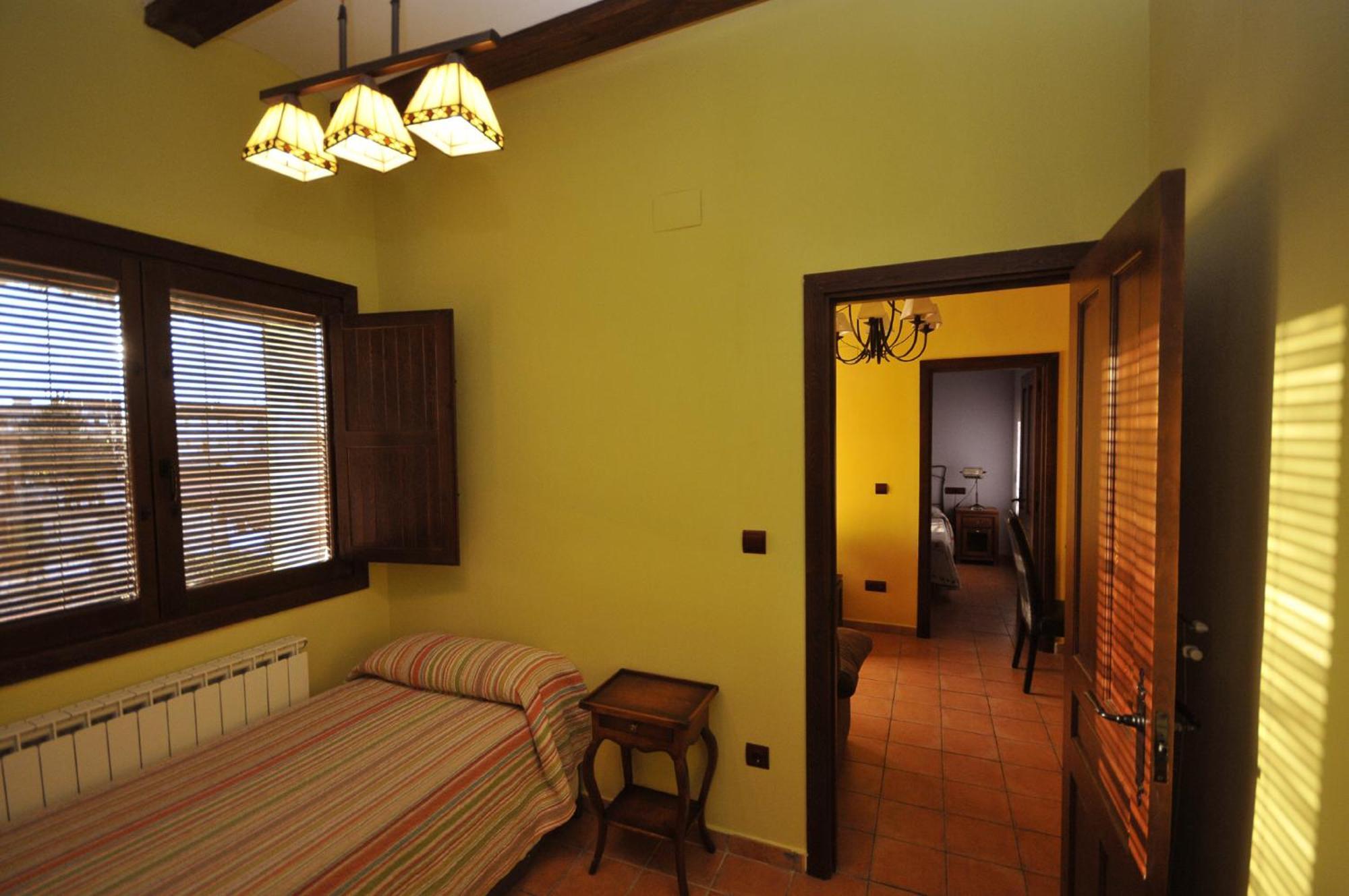 Apartamentos El Canonigo De Teruel Exterior foto